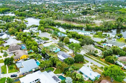 709 Warren Drive Jupiter FL 33458
