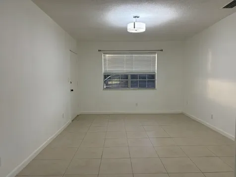 298 Sw 6th Street Boca Raton FL 33432