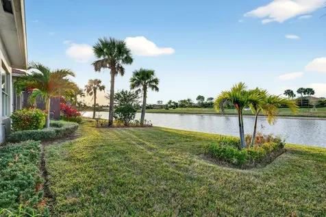 19027 SW Positano Way Port Saint Lucie FL 34986