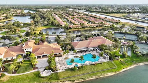 19027 SW Positano Way Port Saint Lucie FL 34986