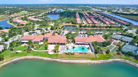 19027 SW Positano Way Port Saint Lucie FL 34986