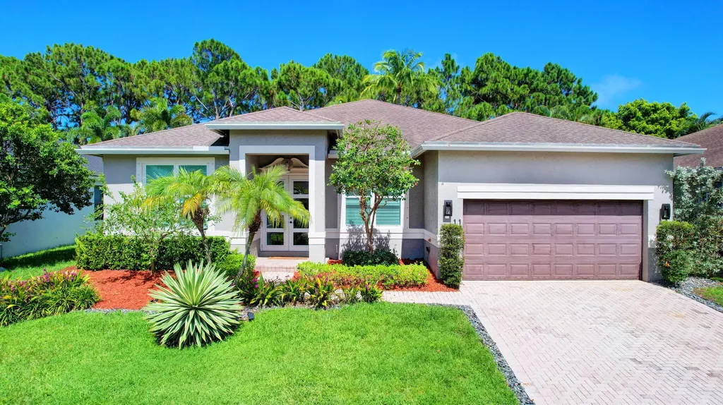 11 Lake Eden Drive Boynton Beach FL 33435