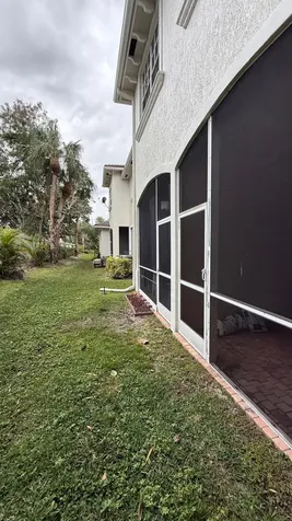 6393 Bella Circle Boynton Beach FL 33437