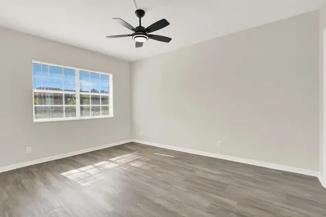 299 SW 7th Street Boca Raton FL 33432