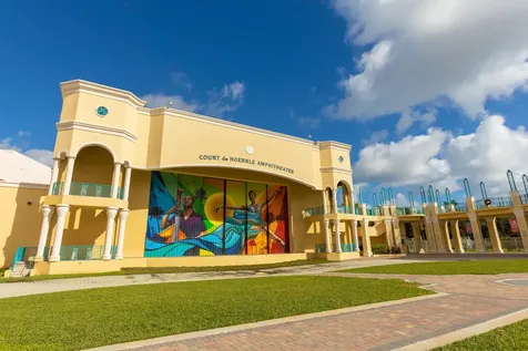 299 SW 7th Street Boca Raton FL 33432