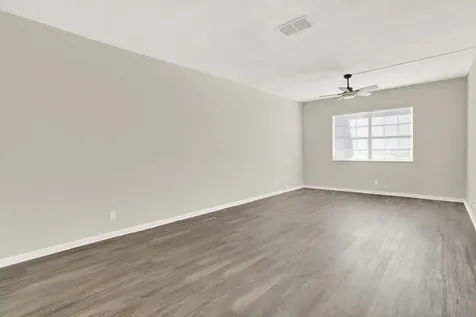299 SW 7th Street Boca Raton FL 33432