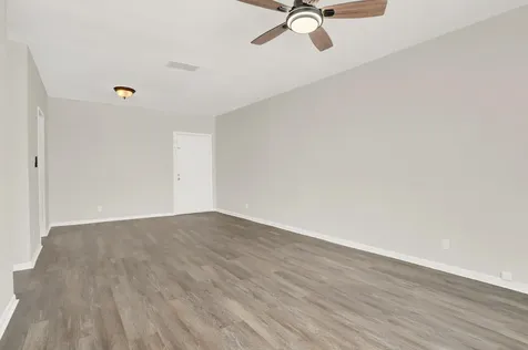299 SW 7th Street Boca Raton FL 33432