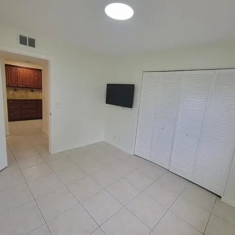 23 Via De Casas Sur Boynton Beach FL 33426