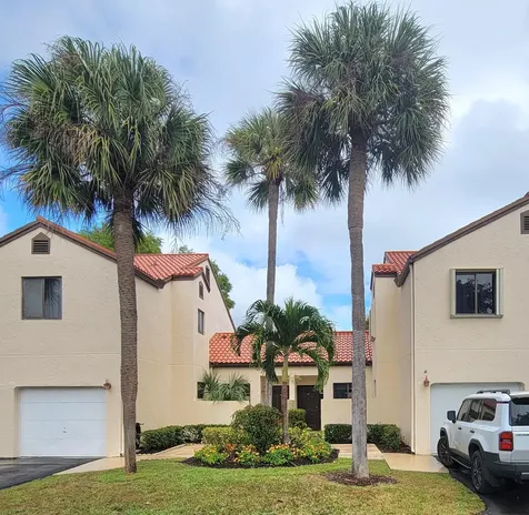 23 Via De Casas Sur Boynton Beach FL 33426