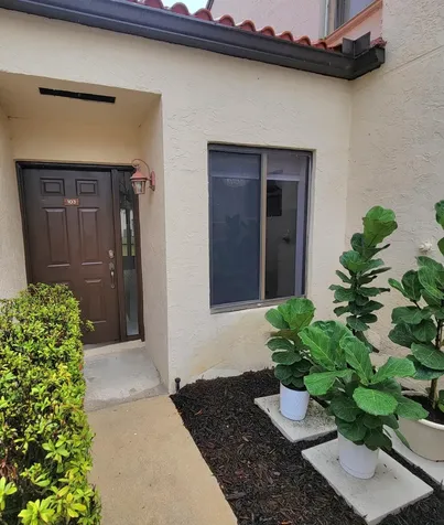 23 Via De Casas Sur Boynton Beach FL 33426