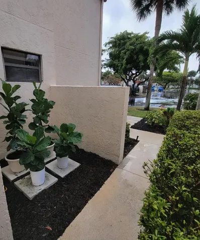 23 Via De Casas Sur Boynton Beach FL 33426