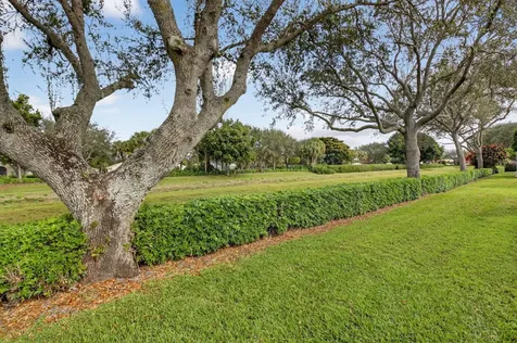 6877 Castlemaine Avenue Boynton Beach FL 33437