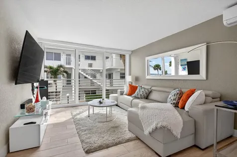 1043 Hillsboro Mile Hillsboro Beach FL 33062