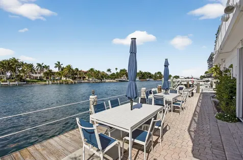 1043 Hillsboro Mile Hillsboro Beach FL 33062