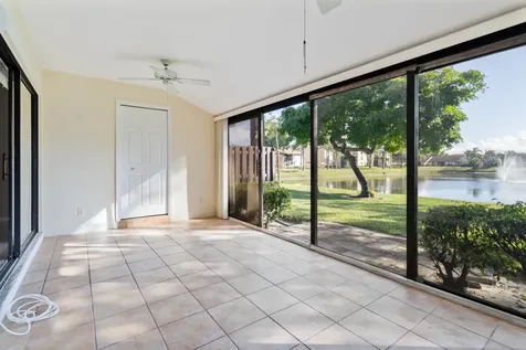 633 Sea Pine Way Greenacres FL 33415