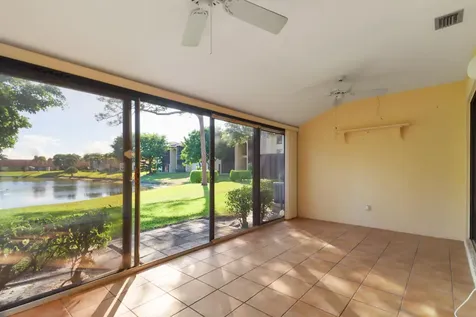 633 Sea Pine Way Greenacres FL 33415