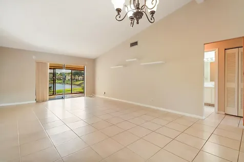 633 Sea Pine Way Greenacres FL 33415