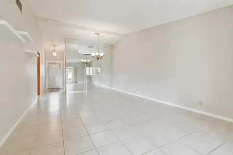 633 Sea Pine Way Greenacres FL 33415