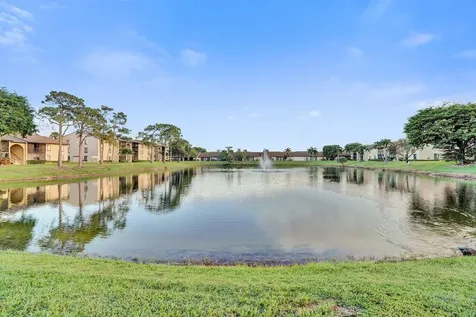 633 Sea Pine Way Greenacres FL 33415