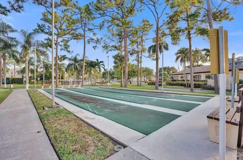 633 Sea Pine Way Greenacres FL 33415