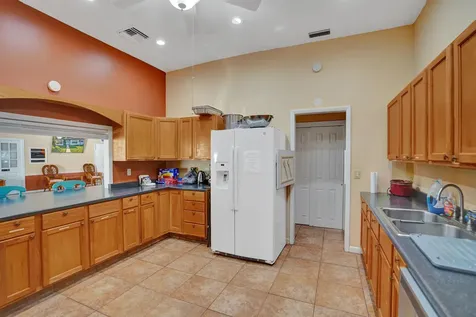 515 High Point Drive Delray Beach FL 33445