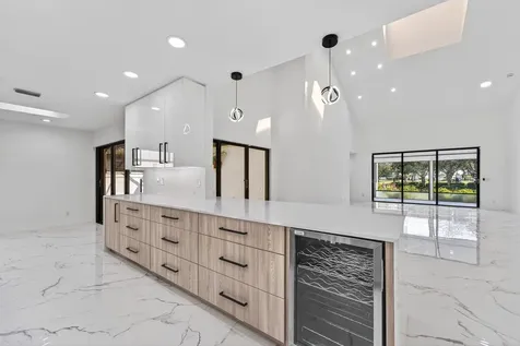 6 Clubhouse Lane Boynton Beach FL 33436