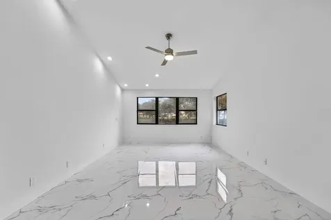 6 Clubhouse Lane Boynton Beach FL 33436