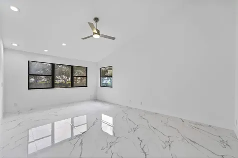 6 Clubhouse Lane Boynton Beach FL 33436
