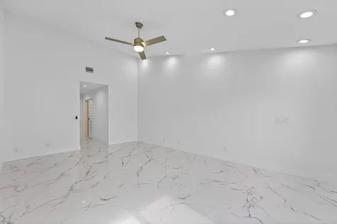 6 Clubhouse Lane Boynton Beach FL 33436