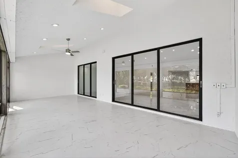 6 Clubhouse Lane Boynton Beach FL 33436