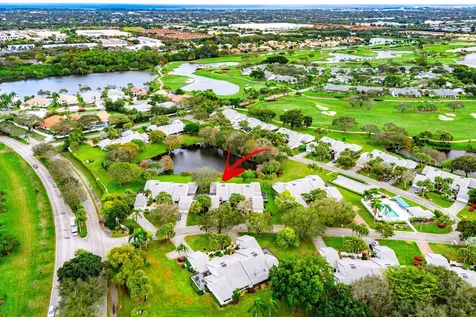 6 Clubhouse Lane Boynton Beach FL 33436