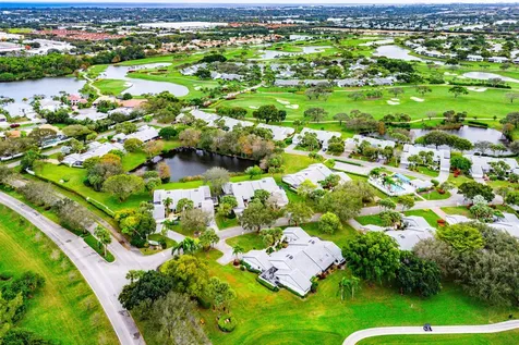 6 Clubhouse Lane Boynton Beach FL 33436