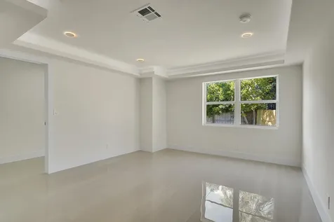 928 Market Street West Palm Beach FL 33401