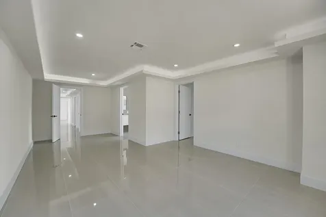 928 Market Street West Palm Beach FL 33401