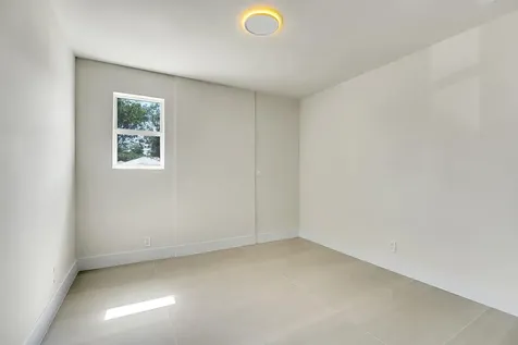 928 Market Street West Palm Beach FL 33401