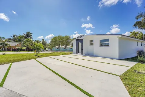 928 Market Street West Palm Beach FL 33401