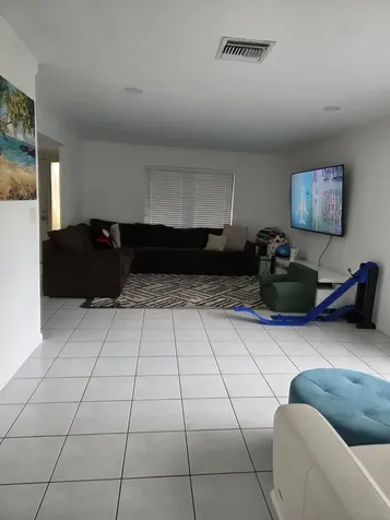 810 Sandtree Drive Palm Beach Gardens FL 33403