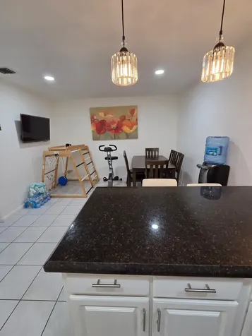 810 Sandtree Drive Palm Beach Gardens FL 33403