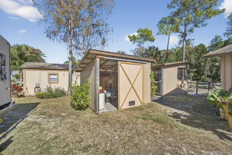 2910 Doe Trail Loxahatchee FL 33470