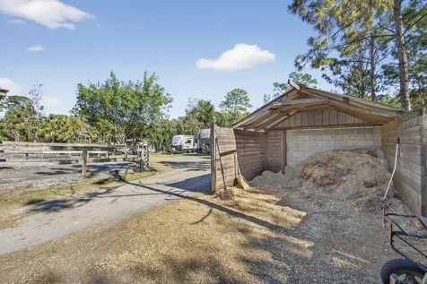 2910 Doe Trail Loxahatchee FL 33470