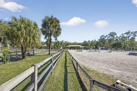2910 Doe Trail Loxahatchee FL 33470