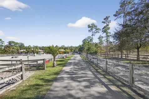 2910 Doe Trail Loxahatchee FL 33470