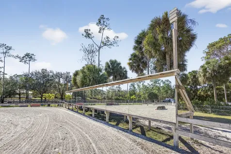 2910 Doe Trail Loxahatchee FL 33470