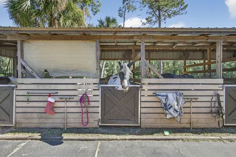 2910 Doe Trail Loxahatchee FL 33470