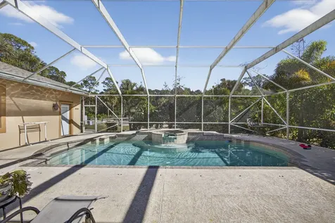 2910 Doe Trail Loxahatchee FL 33470
