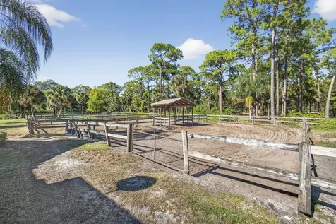2910 Doe Trail Loxahatchee FL 33470