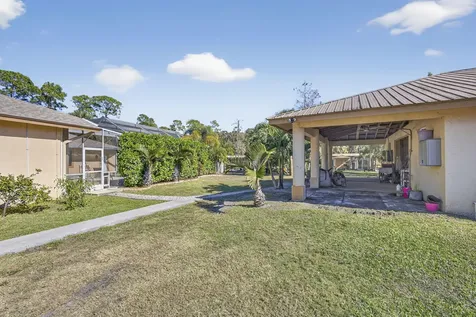2910 Doe Trail Loxahatchee FL 33470