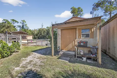 2910 Doe Trail Loxahatchee FL 33470