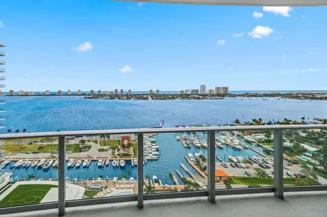 220 Lake Shore Drive Lake Park FL 33403