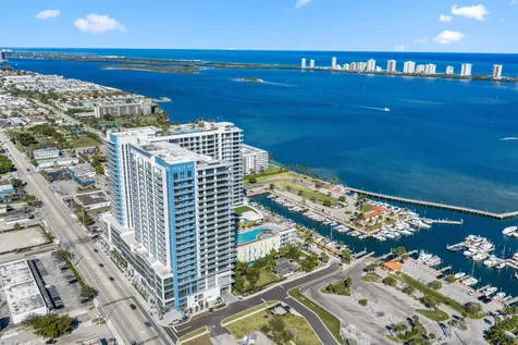 220 Lake Shore Drive Lake Park FL 33403